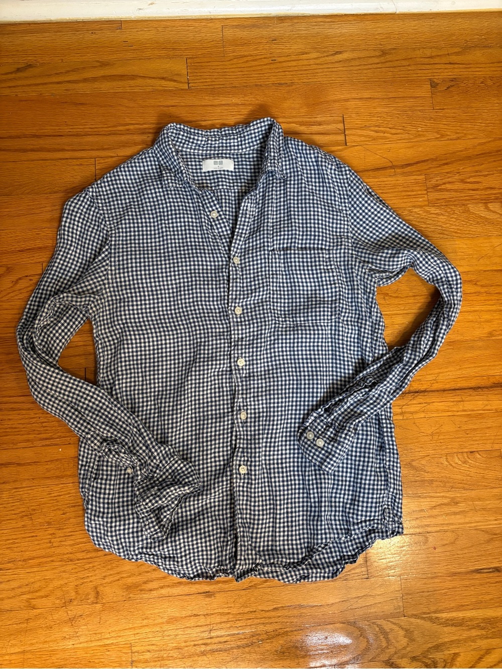 Uniqlo Blue Gingham Long Sleeve Button-Down Shirt
